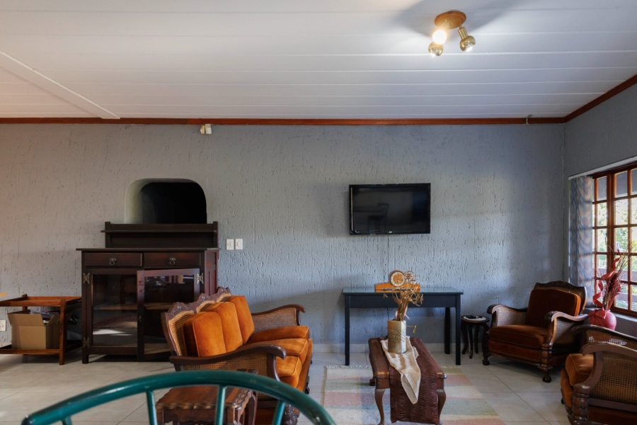 5 Bedroom Property for Sale in Schoemansville North West